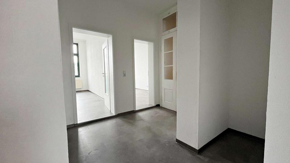 Etagenwohnung Zwickau - 3 Zimmer, 66 m&sup2;, 430&euro; | Angebot:24521200