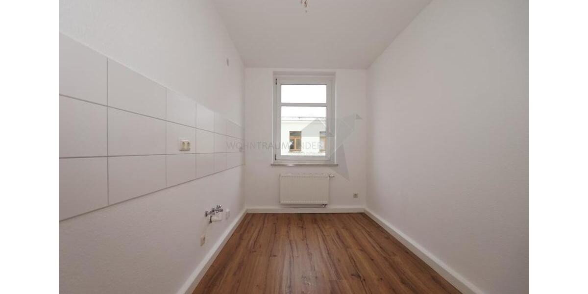 Etagenwohnung Zwickau - 2 Zimmer, 48 m&sup2;, 329&euro; | Angebot:25487038