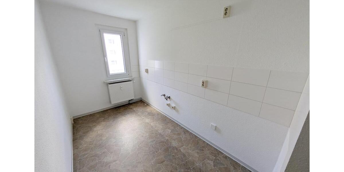 Etagenwohnung Limbach-Oberfrohna Oberfrohna - 2 Zimmer, 51 m&sup2;, 327&euro; | Angebot:25945633