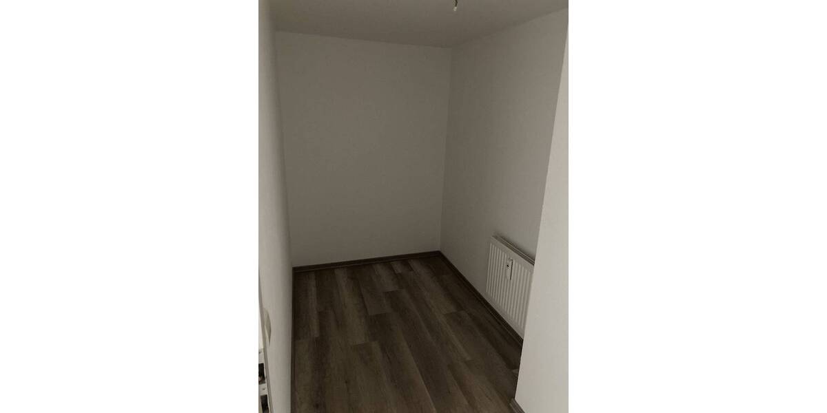 Etagenwohnung Zwickau Innenstadt - 2 Zimmer, 55 m&sup2;, 360&euro; | Angebot:25747138