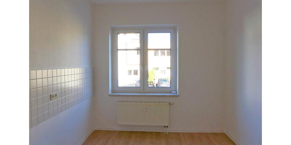 Erdgeschoßwohnung Limbach-Oberfrohna Oberfrohna - 2 Zimmer, 47 m&sup2;, 275&euro; | Angebot:25418310