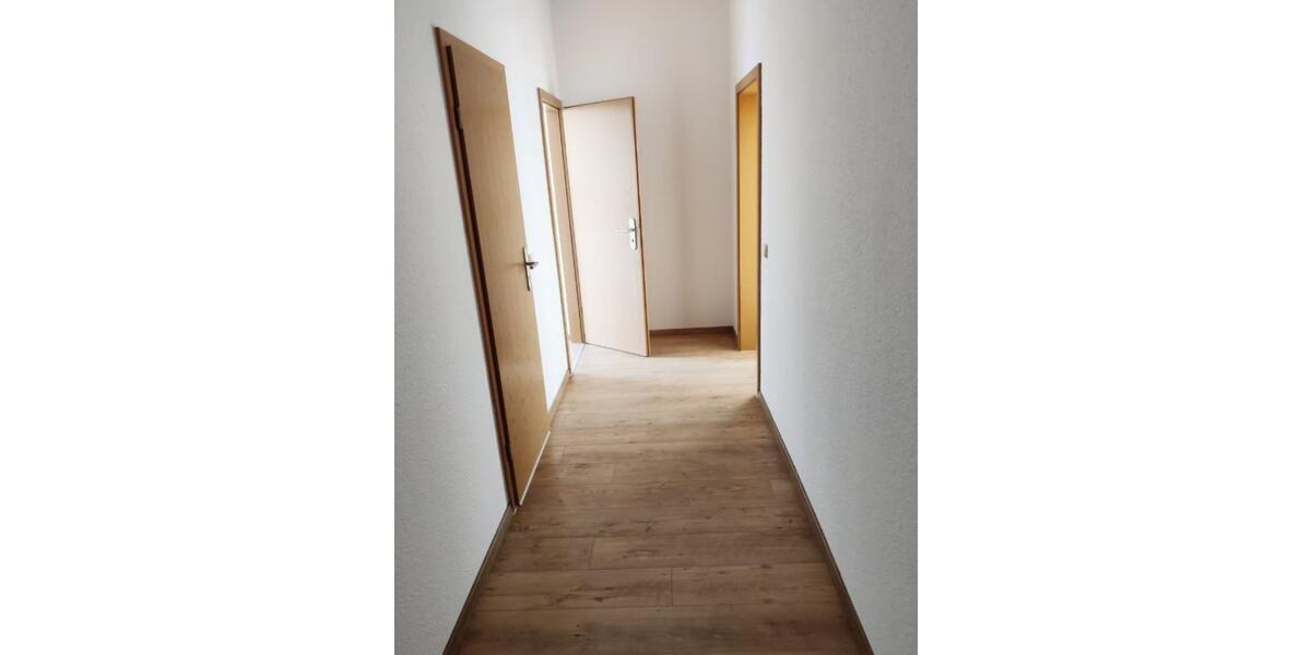 Hochparterre Limbach-Oberfrohna Oberfrohna - 2 Zimmer, 51 m&sup2;, 362&euro; | Angebot:25923559