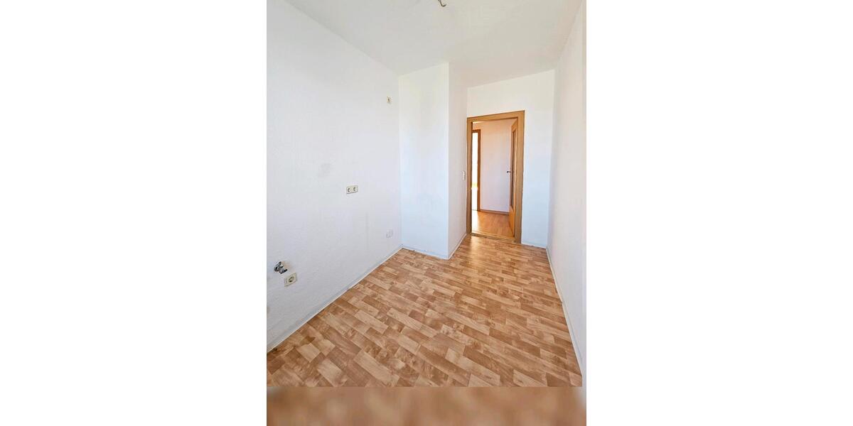 Etagenwohnung Werdau - 3 Zimmer, 56 m&sup2;, 39.800&euro; | Angebot:26972792