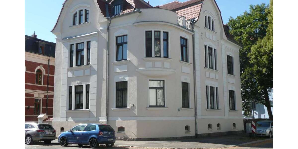 Etagenwohnung Zwickau Nordvorstadt - 5 Zimmer, 156 m&sup2;, 1.095&euro; | Angebot:26689468