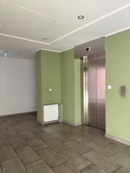 Dachgeschoßwohnung Zwickau - 2 Zimmer, 61 m&sup2;, 370&euro; | Angebot:21113462