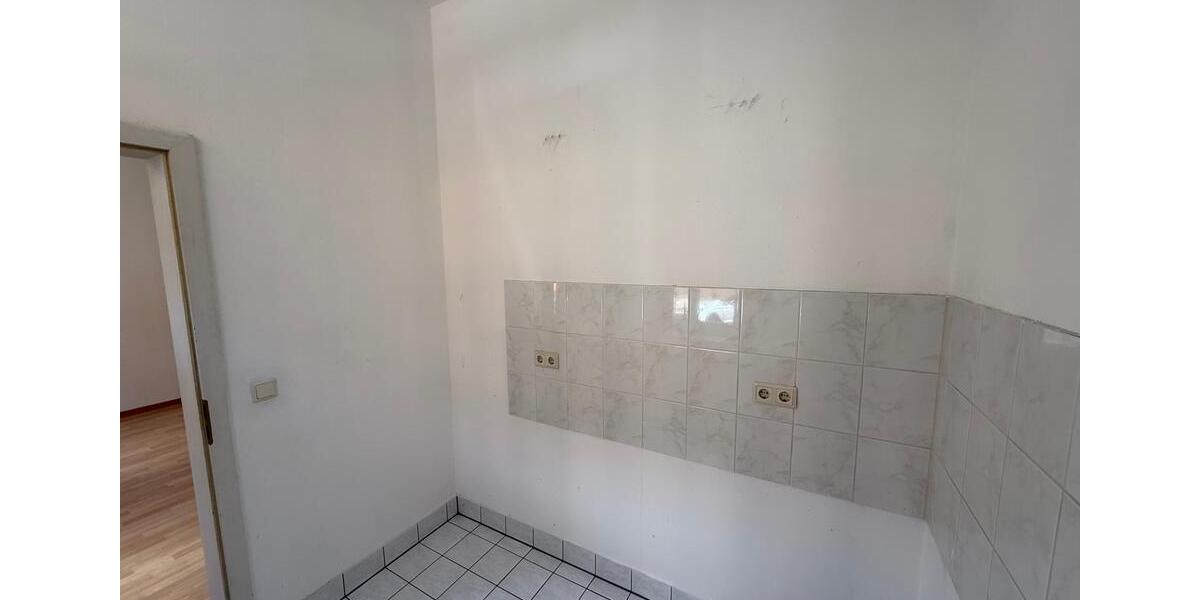 Etagenwohnung Zwickau - 3 Zimmer, 84 m&sup2;, 449&euro; | Angebot:25756491