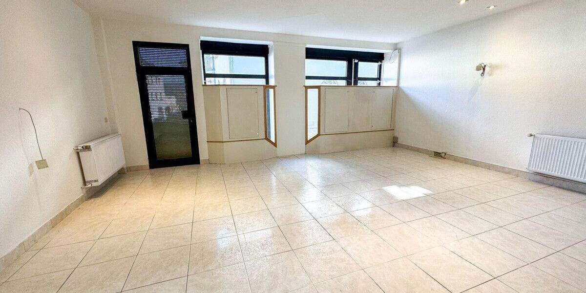 Gewerbeobjekt Schwarzenberg Hofgarten - 3 Zimmer, 800&euro; | Angebot:25836562