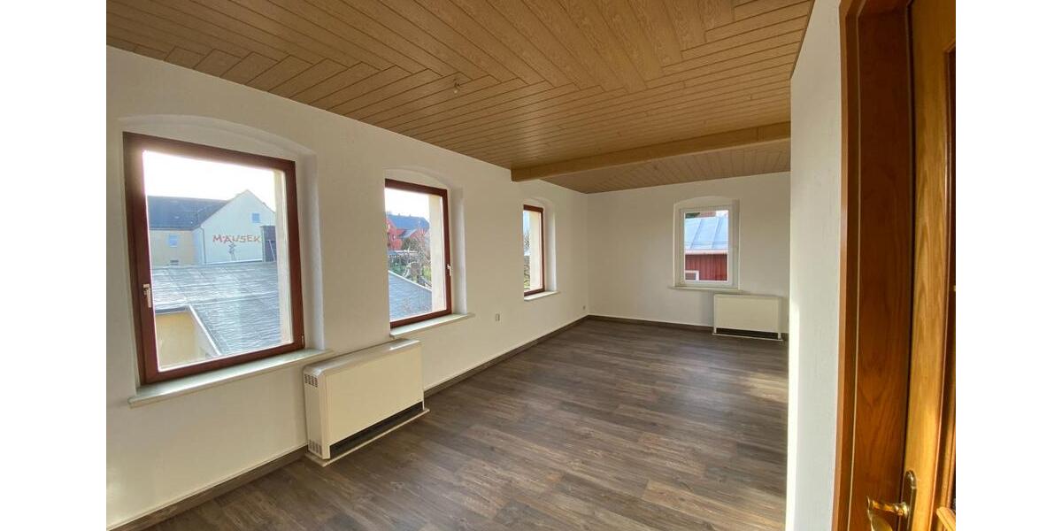 Etagenwohnung Stützengrün - 2 Zimmer, 72 m&sup2;, 450&euro; | Angebot:25047457