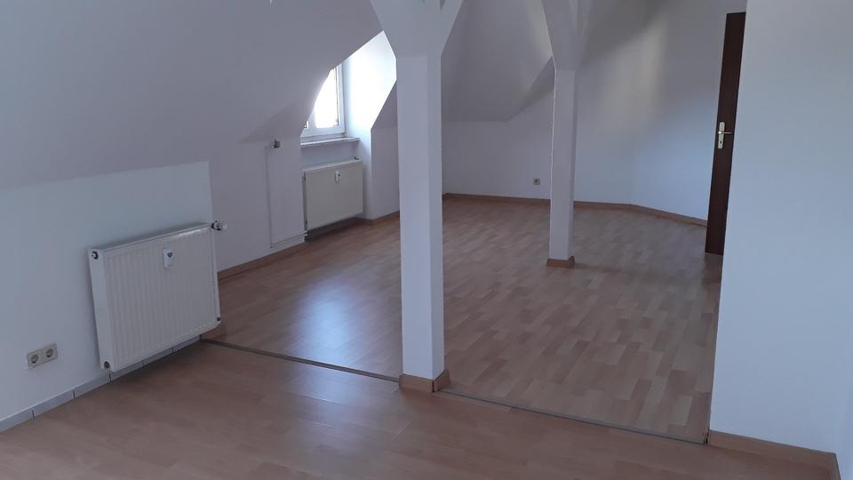 Dachgeschoßwohnung Schwarzenberg/Erzgebirge Erzgebirge - 3 Zimmer, 468&euro; | Angebot:23021925
