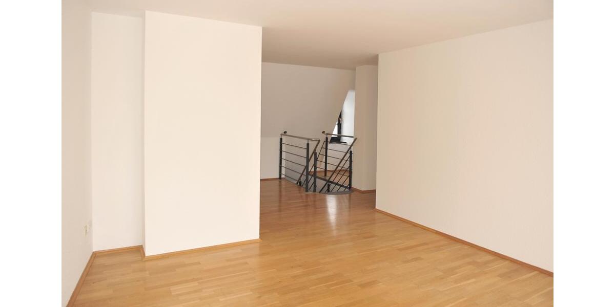 Maisonettenwohnung Zwickau - 2 Zimmer, 104 m&sup2;, 850&euro; | Angebot:24979013