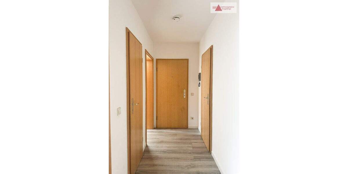 Etagenwohnung Zwickau Eckersbach - 3 Zimmer, 70 m&sup2;, 455&euro; | Angebot:25688346