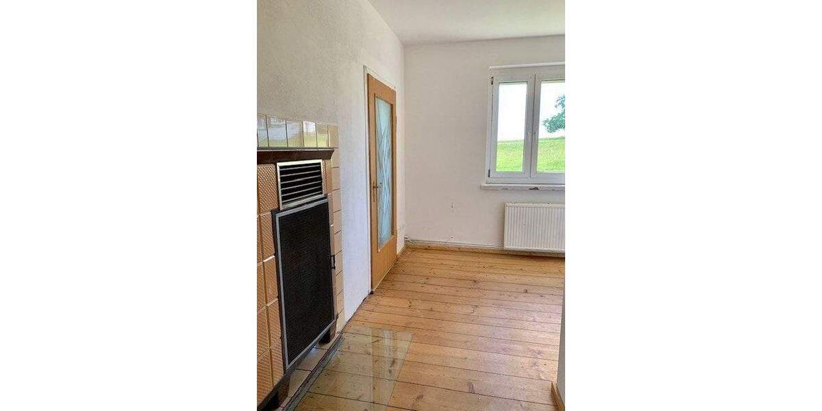 Einfamilienhaus Lengenfeld Schönbrunn - 6 Zimmer, 130 m&sup2;, 210.000&euro; | Angebot:25686167