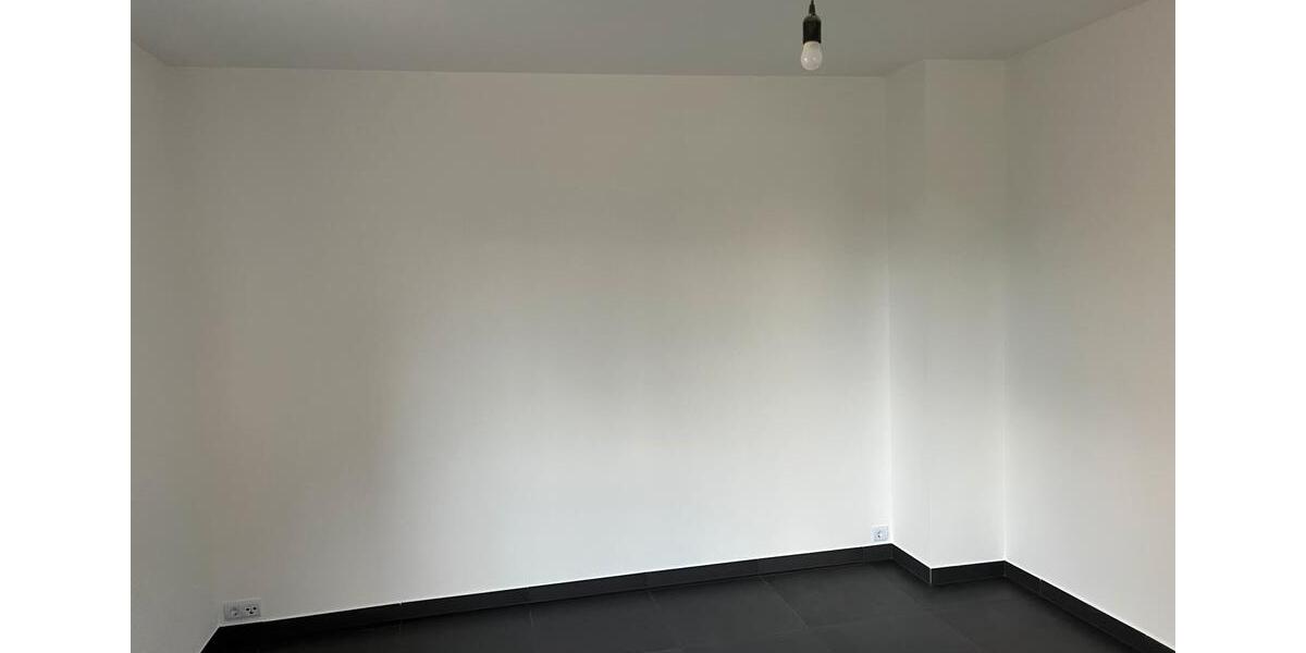 Erdgeschoßwohnung Limbach-Oberfrohna Oberfrohna - 2 Zimmer, 64 m&sup2;, 680&euro; | Angebot:24754217