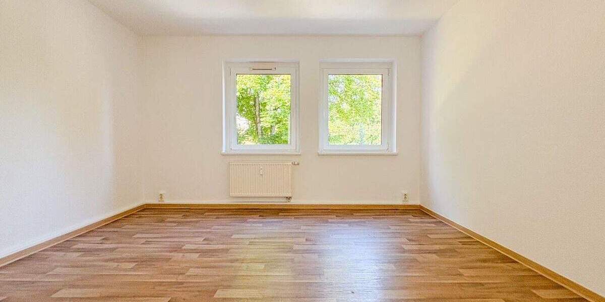Etagenwohnung Zwickau Pöhlau - 4 Zimmer, 81 m&sup2;, 419&euro; | Angebot:25779247