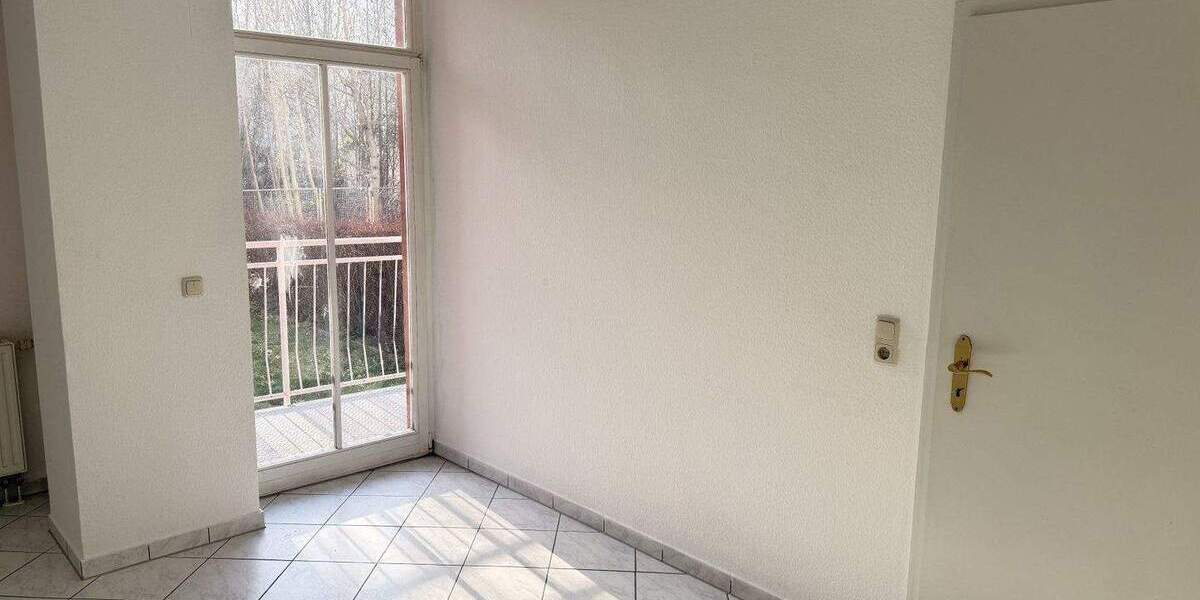 Etagenwohnung Zwickau Pölbitz - 2 Zimmer, 54 m&sup2;, 59.000&euro; | Angebot:25707457