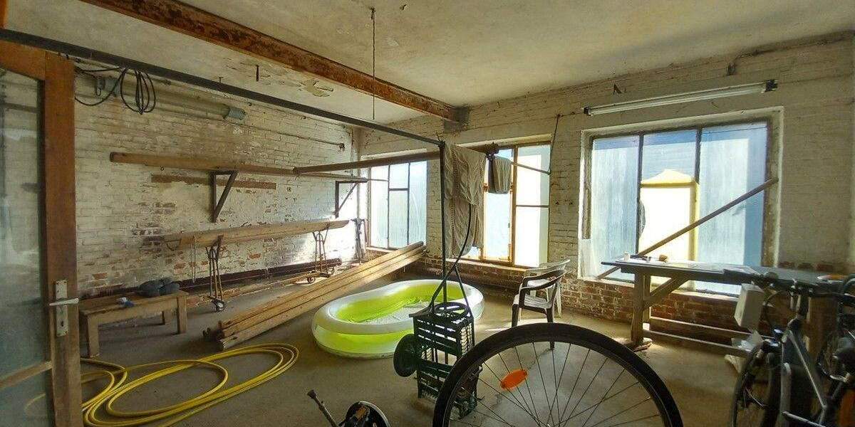 Mehrfamilienhaus, Wohnhaus Crimmitschau - 9 Zimmer, 185 m&sup2;, 69.000&euro; | Angebot:25678130