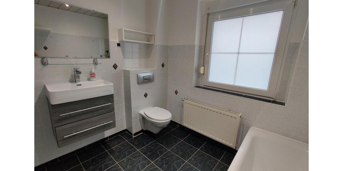 Reihenhaus Wildenfels - 7 Zimmer, 120 m&sup2;, 228.000&euro; | Angebot:24591113