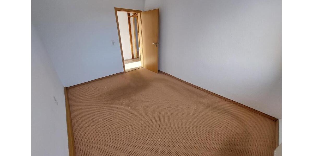 Etagenwohnung Limbach-Oberfrohna Oberfrohna - 2 Zimmer, 55 m&sup2;, 319&euro; | Angebot:24836331