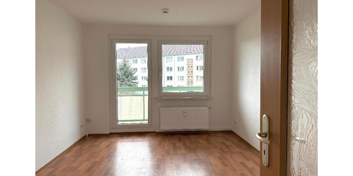 Etagenwohnung Lichtentanne - 2 Zimmer, 49 m&sup2;, 275&euro; | Angebot:25375174