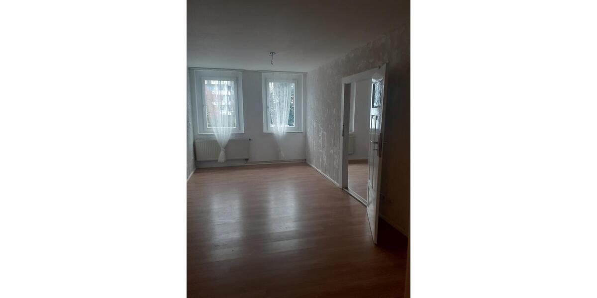 Etagenwohnung Rodewisch - 3 Zimmer, 65 m&sup2;, 270&euro; | Angebot:26671093
