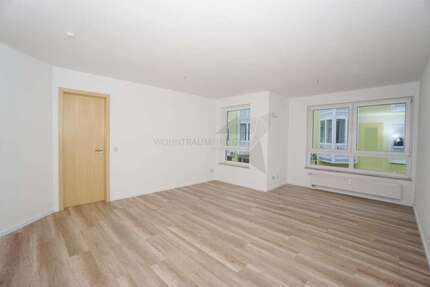 Wohnung Zwickau Mitte-West - 2 Zimmer, 62 m&sup2;, 399&euro; | Angebot:26948961