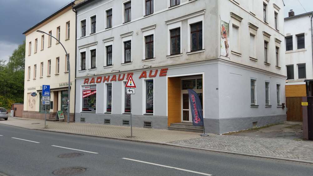 Einfamilienhaus Aue - 12 Zimmer, 549 m&sup2;, 85.000&euro; | Angebot:17256309