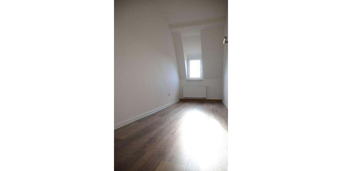 Etagenwohnung Zwickau - 3 Zimmer, 66 m&sup2;, 340&euro; | Angebot:22524100