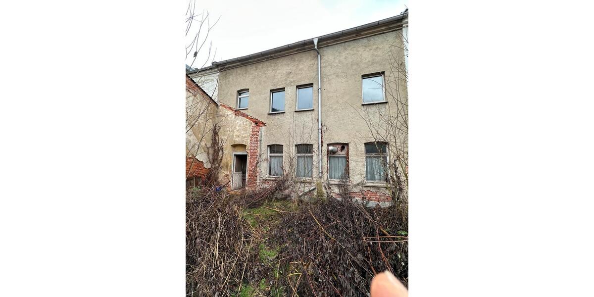 Reihenhaus Crimmitschau - 10 Zimmer, 200 m&sup2;, 25.000&euro; | Angebot:25648685