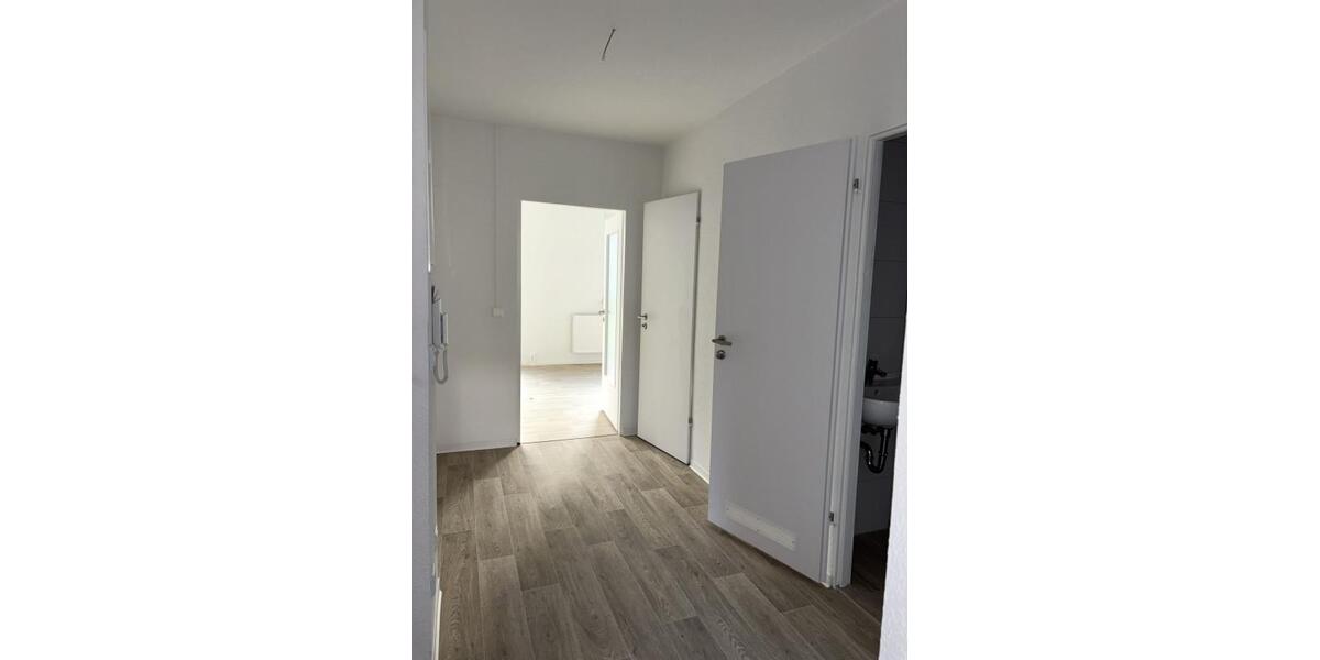 Etagenwohnung Zwickau Neuplanitz - 3 Zimmer, 58 m&sup2;, 377&euro; | Angebot:23328708