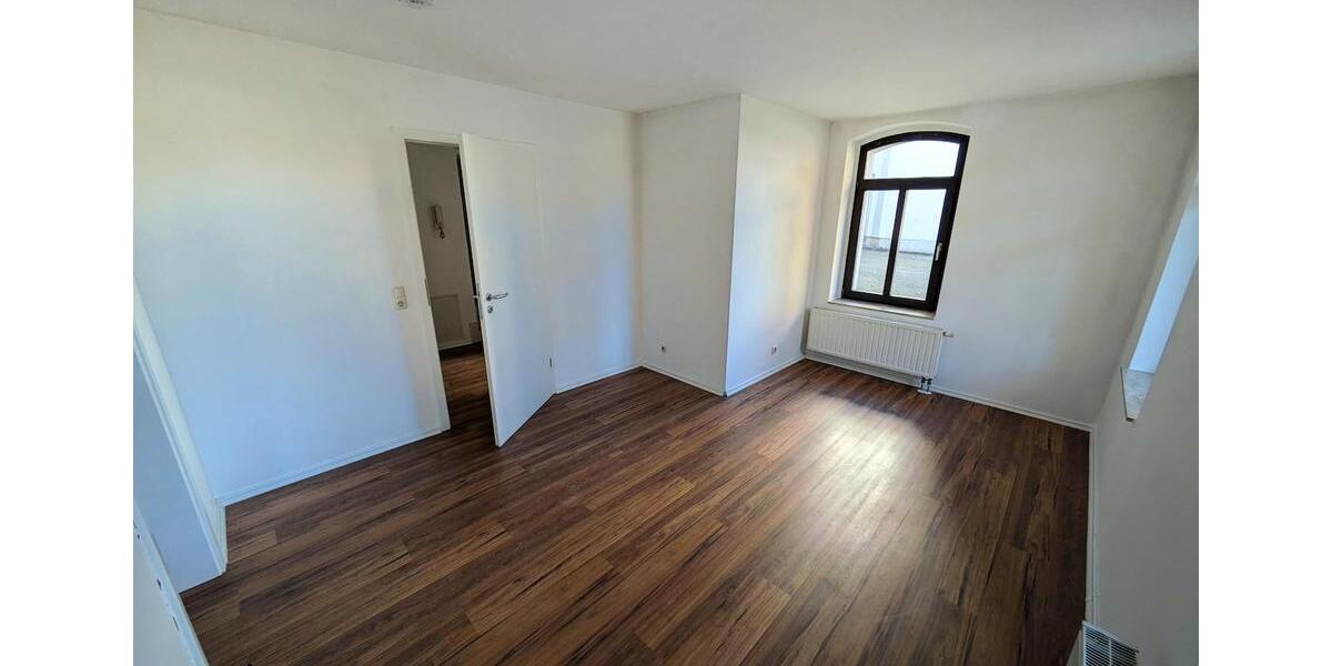 Erdgeschoßwohnung Zwickau - 2 Zimmer, 42 m&sup2;, 280&euro; | Angebot:25945664