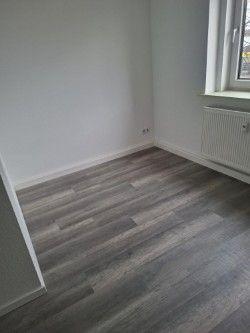 Etagenwohnung Glauchau - 3 Zimmer, 59 m&sup2;, 340&euro; | Angebot:25758679