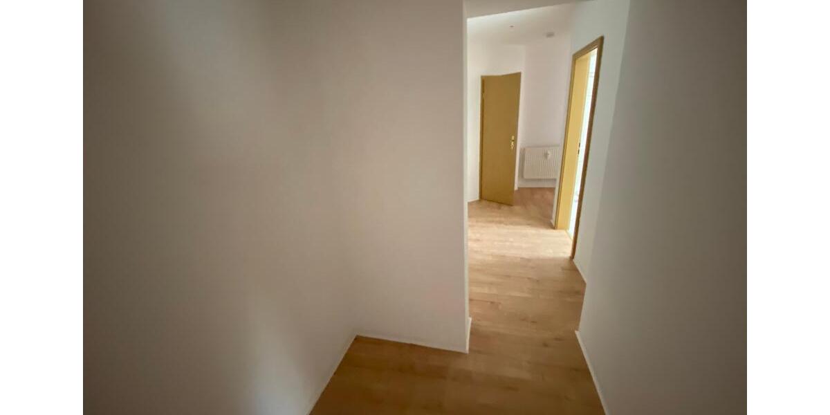 Dachgeschoßwohnung Greiz - 3 Zimmer, 107 m&sup2;, 535&euro; | Angebot:20445192