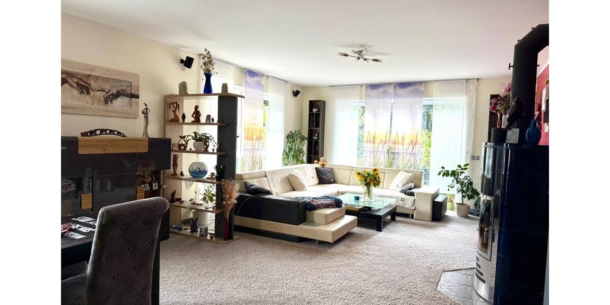 Einfamilienhaus Oberlungwitz - 7 Zimmer, 155 m&sup2;, 399.000&euro; | Angebot:23503582