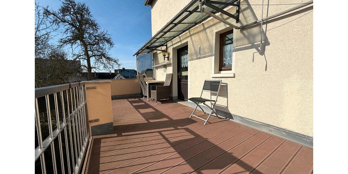 Doppelhaushälfte Treuen - 12 Zimmer, 150 m&sup2;, 185.000&euro; | Angebot:25656852