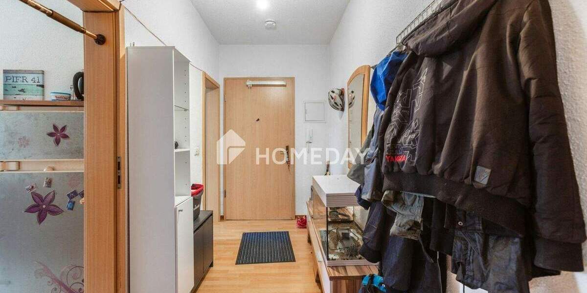 Etagenwohnung Zwickau Marienthal - 2 Zimmer, 49 m&sup2;, 42.000&euro; | Angebot:25677371