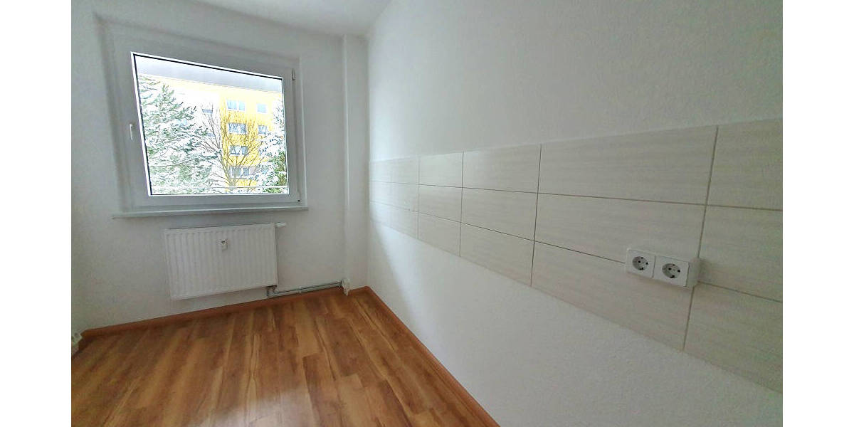 Etagenwohnung Zwickau Eckersbach - 3 Zimmer, 71 m&sup2;, 412&euro; | Angebot:25668558