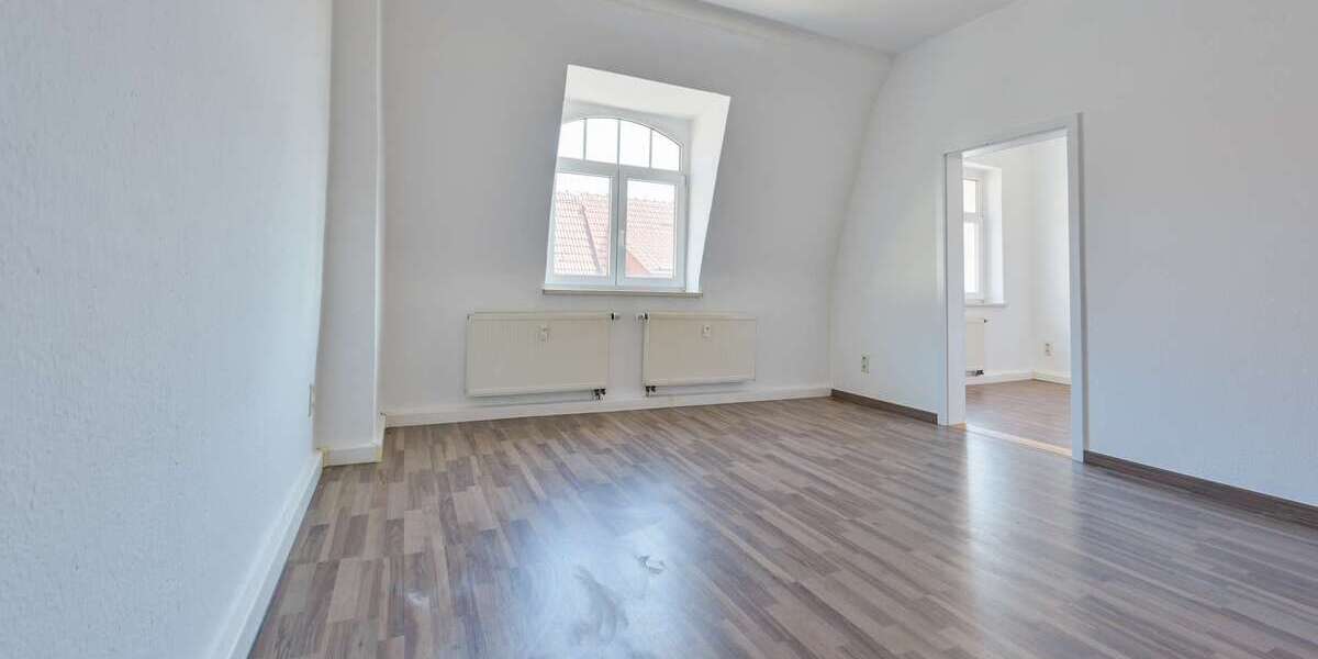 Etagenwohnung Hohenstein-Ernstthal Ernstthal - 3 Zimmer, 63 m&sup2;, 345&euro; | Angebot:26022607