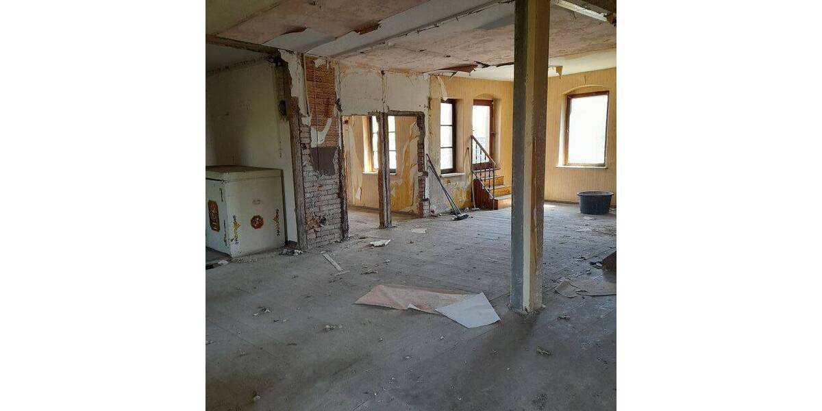 Mehrfamilienhaus mit Bauland und vielen individuellen Nutzungsmöglichkeiten - Mehrfamilienhaus, Wohnhaus Lichtentanne | Angebot:25567917