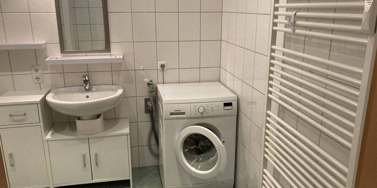 Etagenwohnung Zwickau Bahnhofsvorstadt - 1 Zimmer, 43 m&sup2;, 50.000&euro; | Angebot:25707410