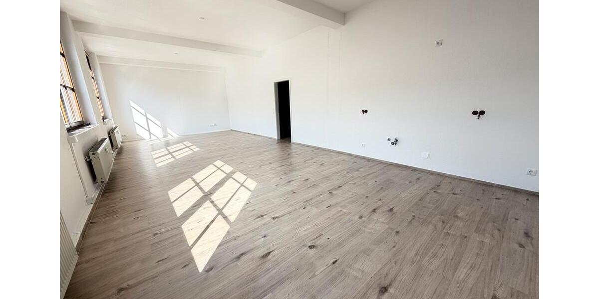 Etagenwohnung Thalheim/Erzgebirge Erzgebirge - 3 Zimmer, 120 m&sup2;, 804&euro; | Angebot:25714823