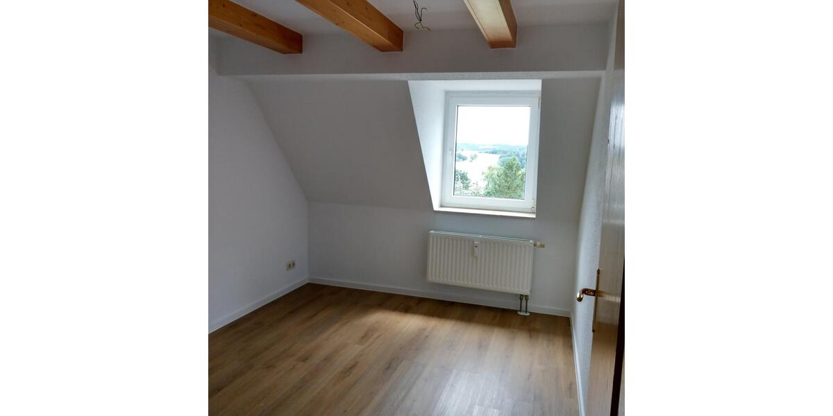 Maisonettenwohnung Reichenbach im Vogtland - 3 Zimmer, 72 m&sup2;, 360&euro; | Angebot:24813987