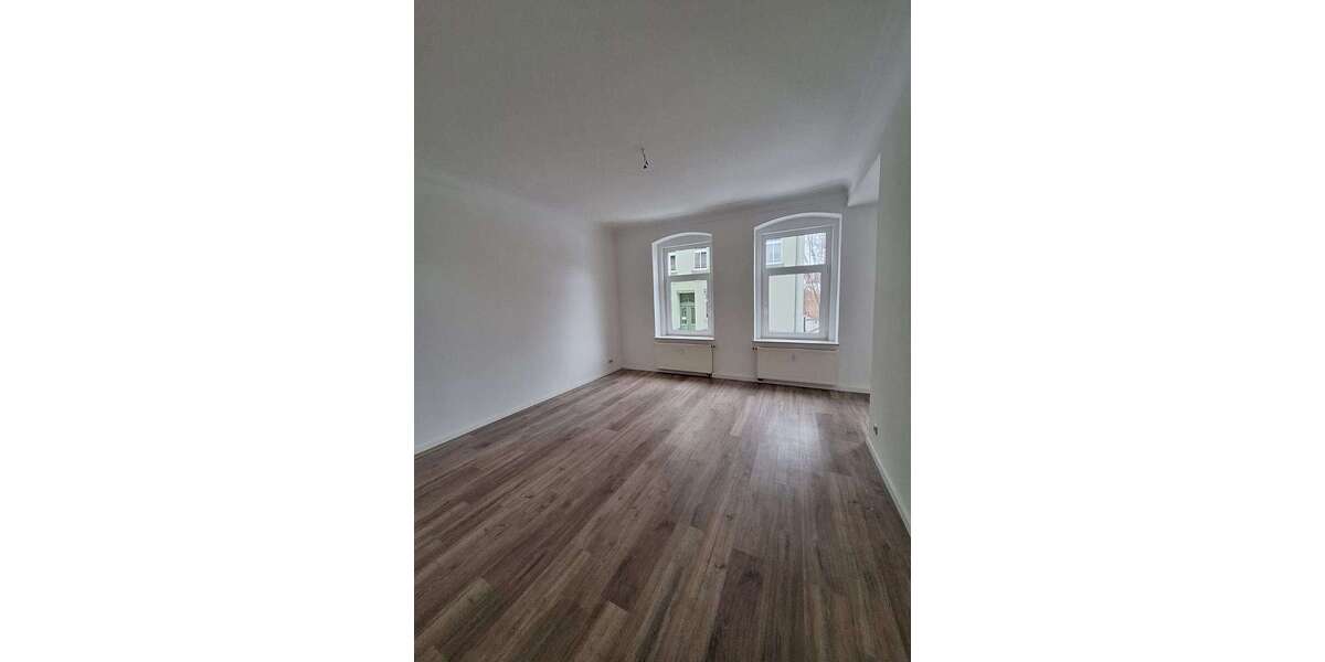 Etagenwohnung Werdau Leubnitz - 2 Zimmer, 48 m&sup2;, 245&euro; | Angebot:25985595