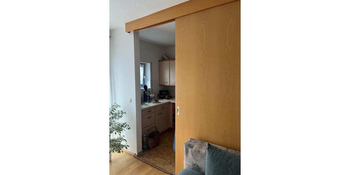 Etagenwohnung Zwickau Zwickau-West - 2 Zimmer, 67 m&sup2;, 440&euro; | Angebot:24857879