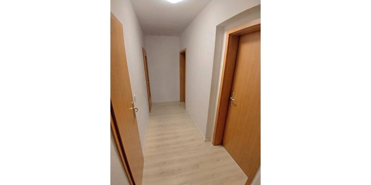 Erdgeschoßwohnung Glauchau - 2 Zimmer, 59 m&sup2;, 420&euro; | Angebot:25921329