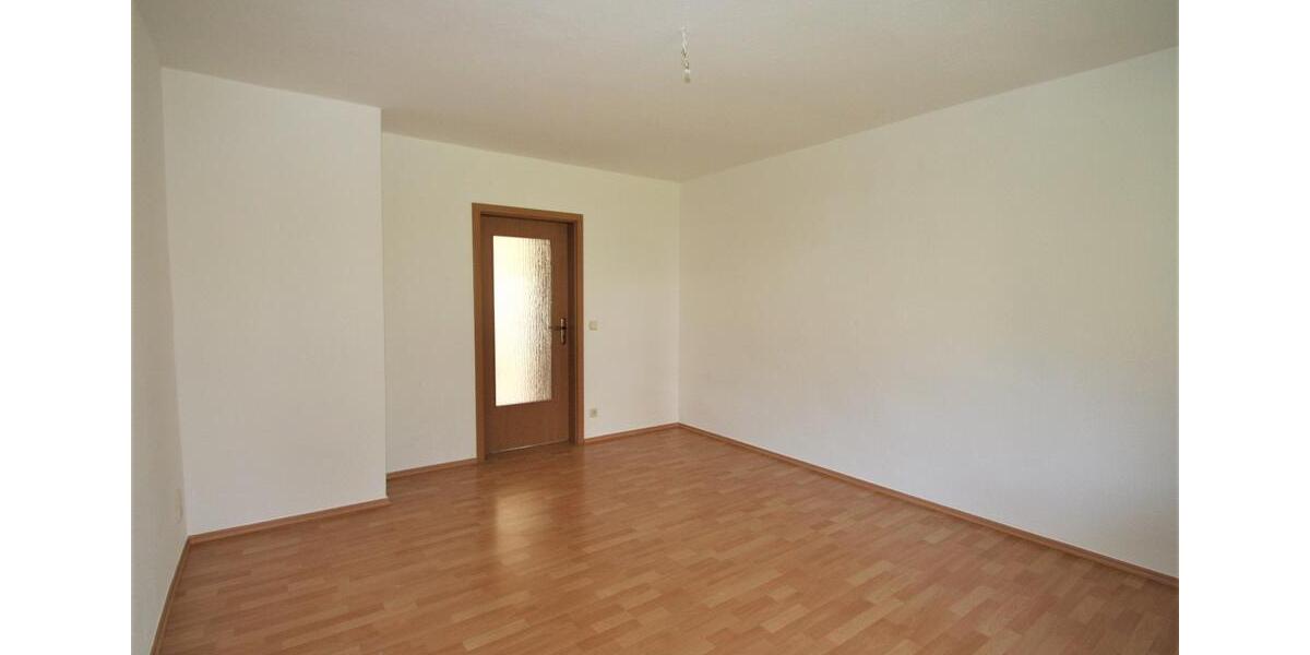 Etagenwohnung Hohenstein-Ernstthal Ernstthal - 3 Zimmer, 55 m&sup2;, 335&euro; | Angebot:24571775