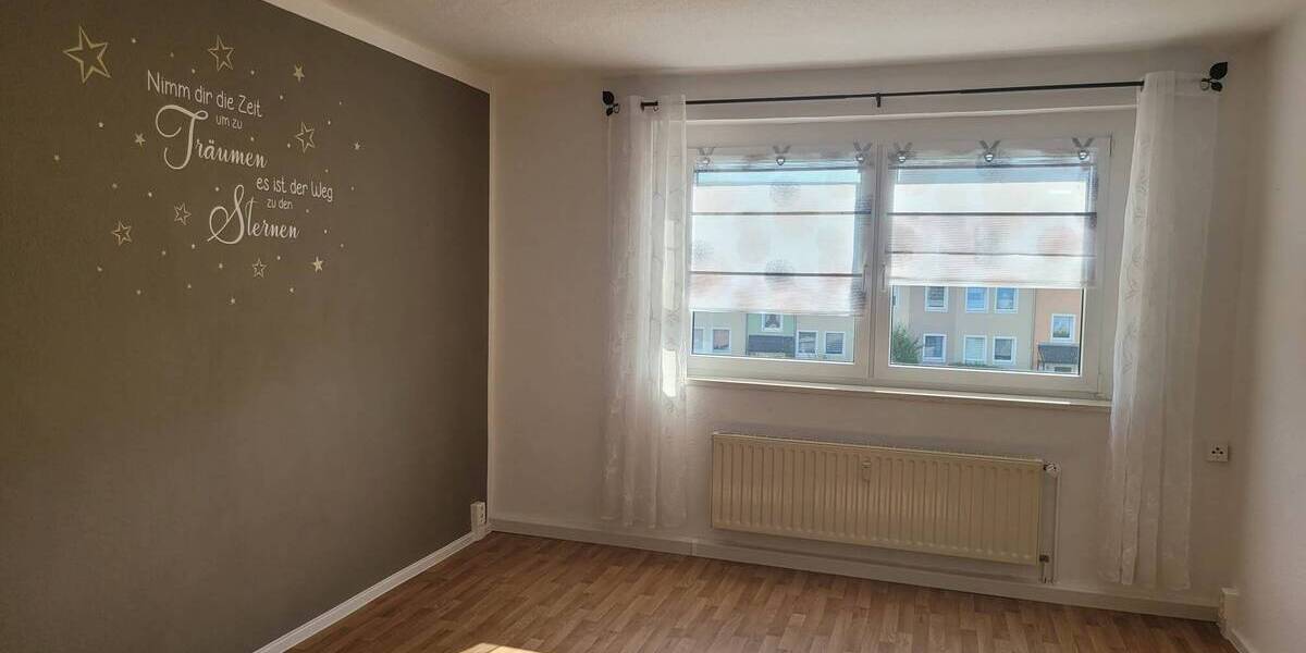 Etagenwohnung Langenweißbach Langenbach - 6 Zimmer, 118 m&sup2;, 550&euro; | Angebot:25896023