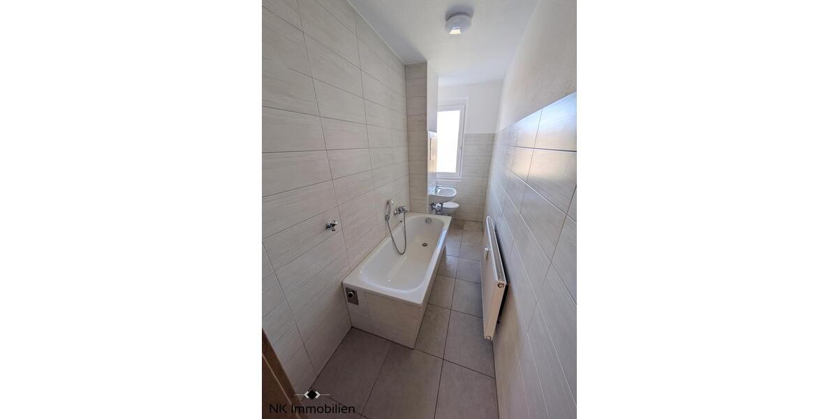 Etagenwohnung Limbach-Oberfrohna Oberfrohna - 2 Zimmer, 49 m&sup2;, 331&euro; | Angebot:25945663