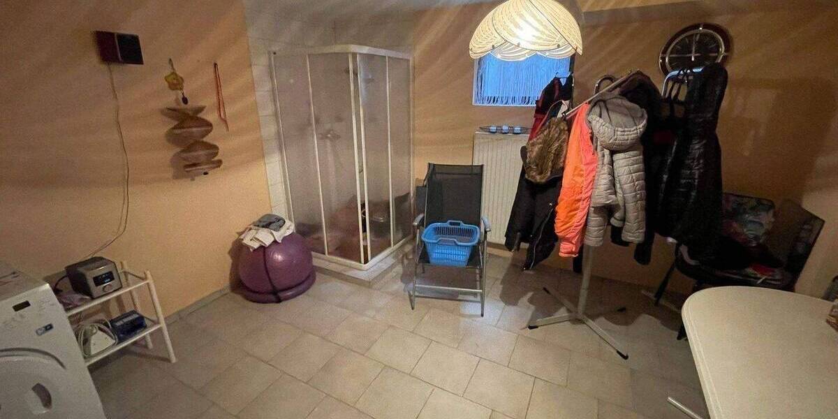 Einfamilienhaus Oberwiera Niederwiera - 7 Zimmer, 160 m&sup2;, 350.000&euro; | Angebot:25768880