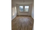 Etagenwohnung Crimmitschau - 2 Zimmer, 50 m&sup2;, 300&euro; | Angebot:24279466