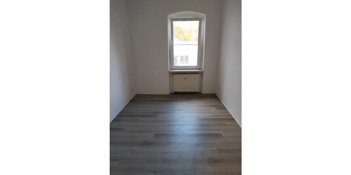 Etagenwohnung Aue-Bad Schlema Bad Schlema - 3 Zimmer, 62 m&sup2;, 360&euro; | Angebot:26060845